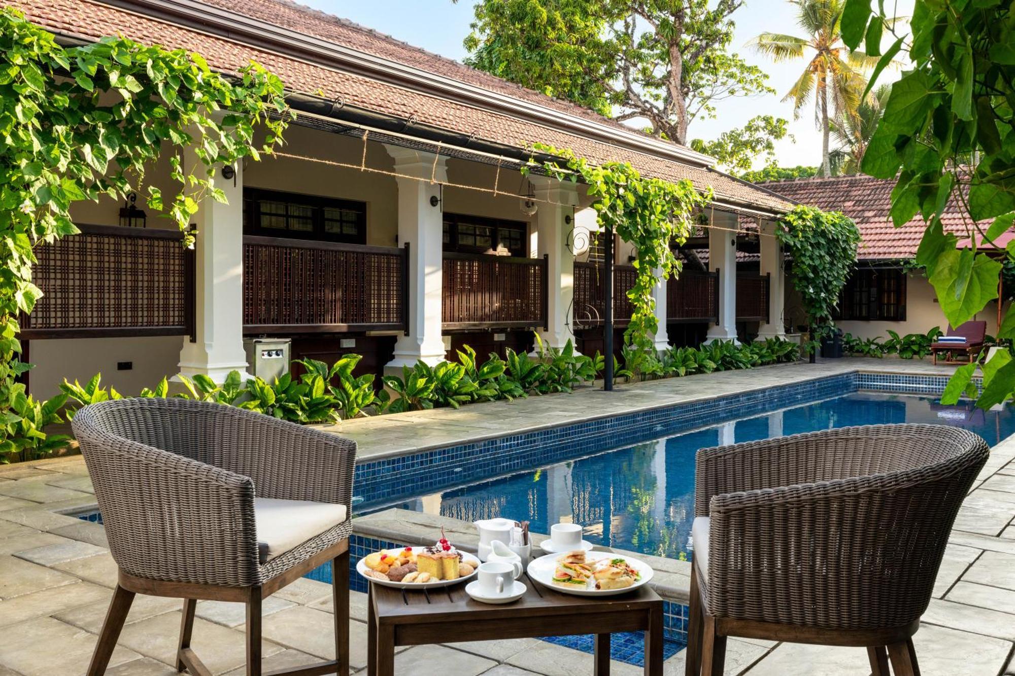 The Grand Walawwa Hotel Pinnawala  Exterior photo